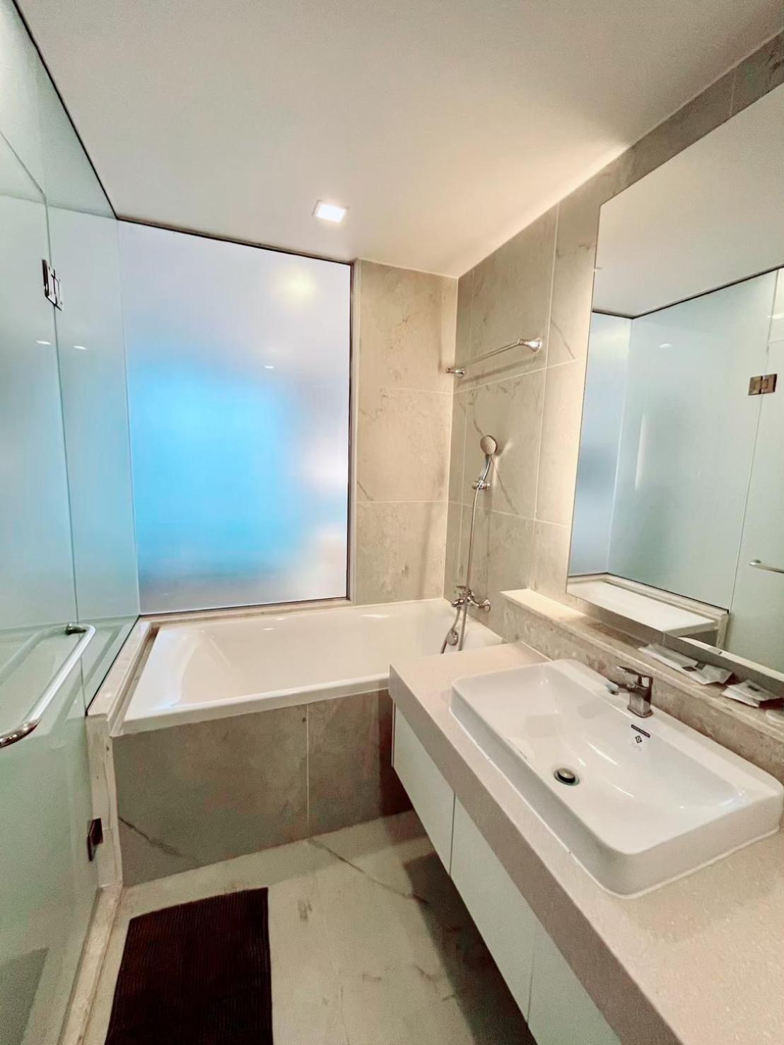 Sweet Family Room Near Old City Chiang Mai Bagian luar foto